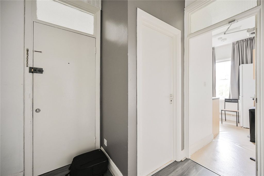 Property photo 2 of 10 Picture No. 05