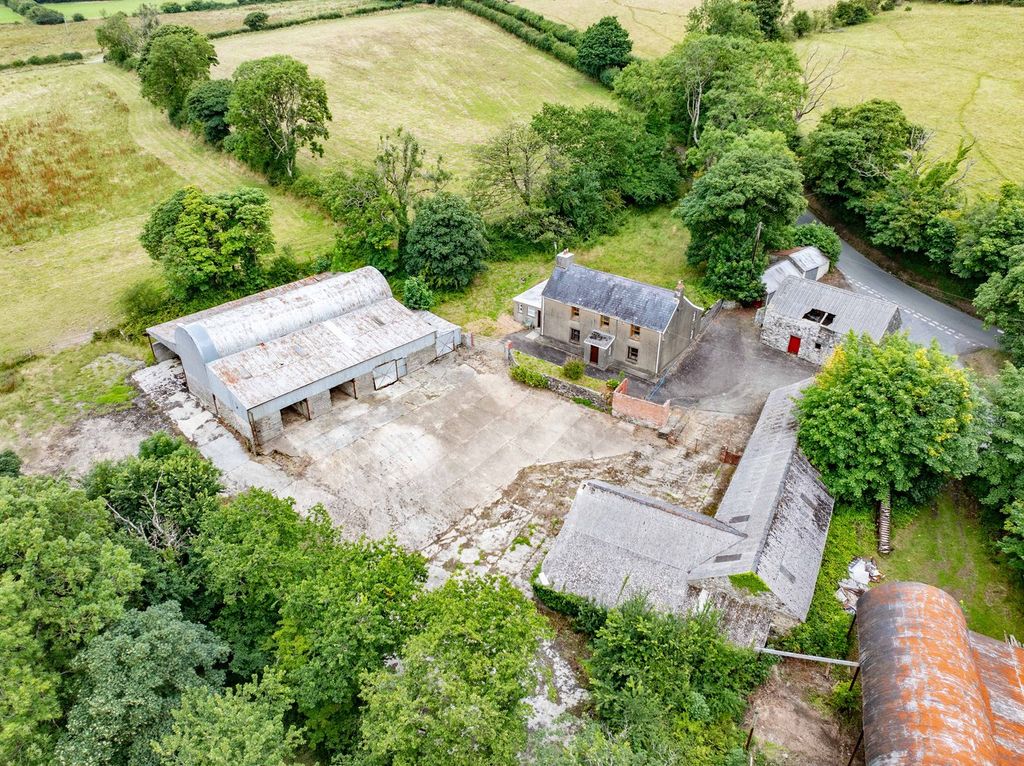 Property photo 1 of 71