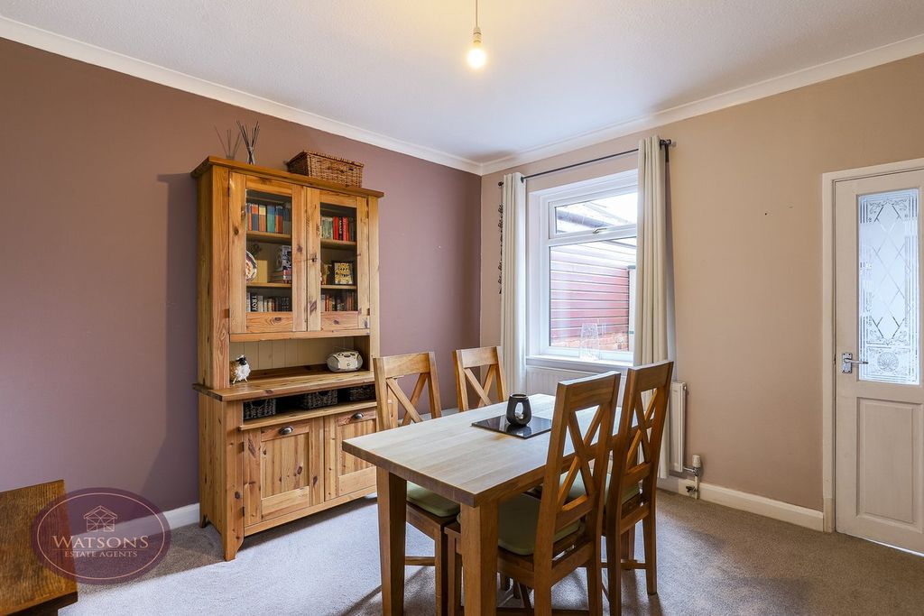Property photo 3 of 21