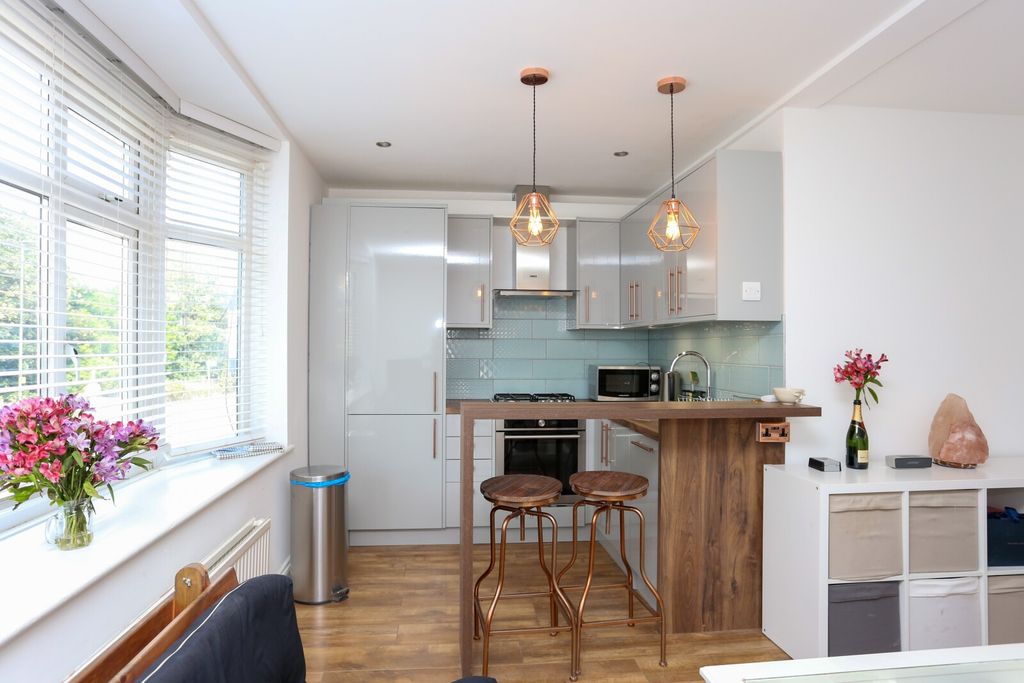 Property photo 2 of 11 Picture No. 04