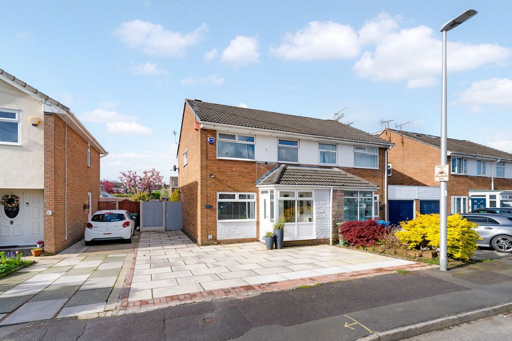 Property photo 1 of 21