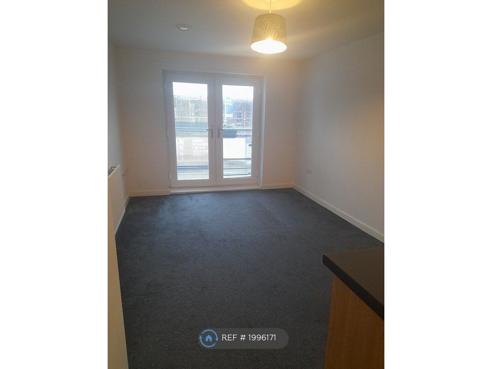 Property photo 3 of 4 Living Area