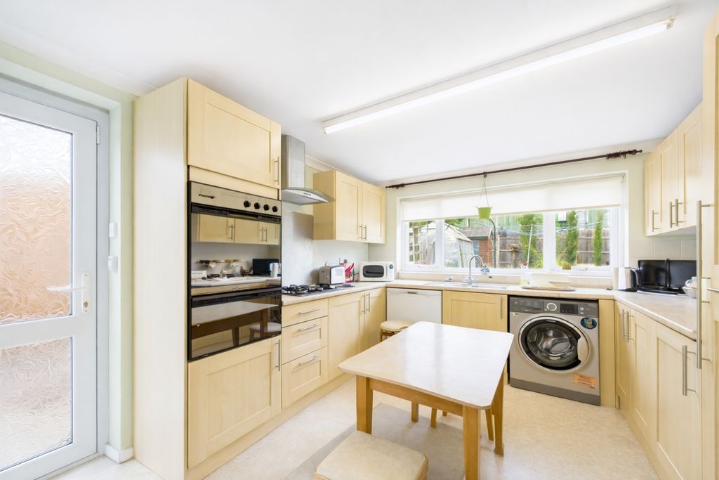 Property photo 3 of 9 Chatgpt Image Jan 22, 2026, 05_44_39 Pm