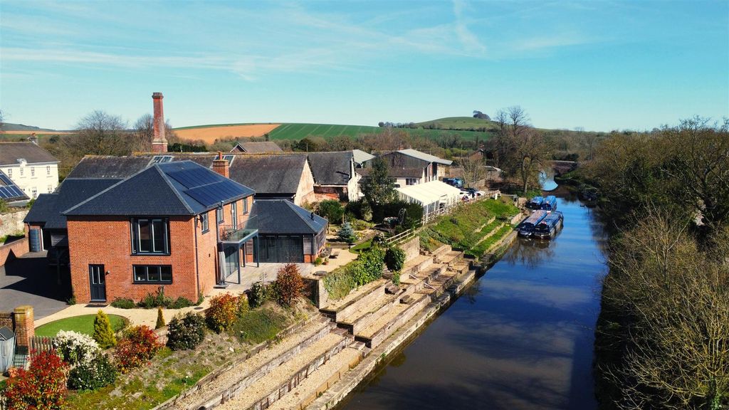 Property photo 3 of 31 Dji_Fly_20260321_134526_91_1774104014769_Photo_Opt