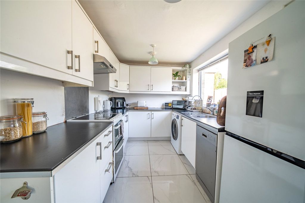 Property photo 3 of 20 Picture No. 07