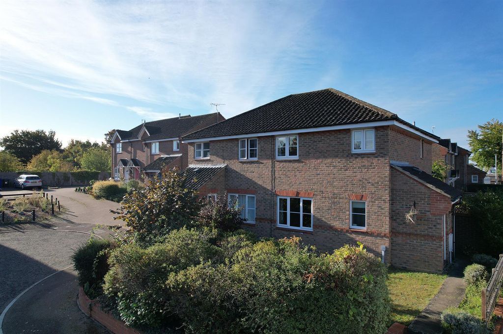 Property photo 1 of 12 Front1.Jpg