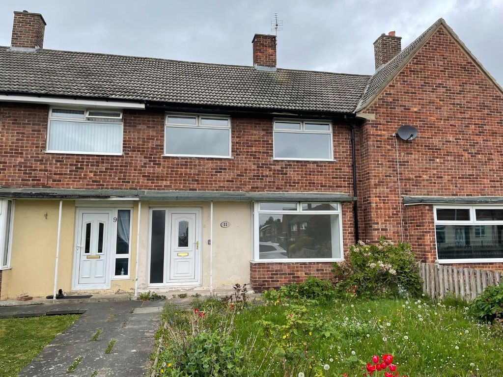 Property photo 1 of 10 Front