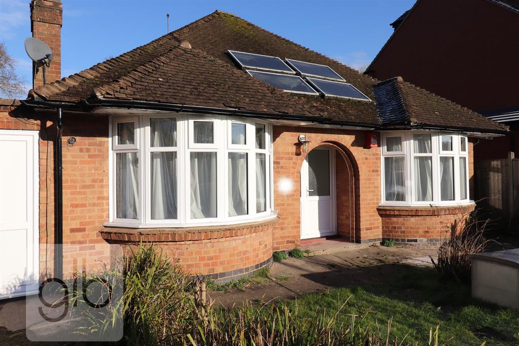 Property photo 1 of 15 15.Png