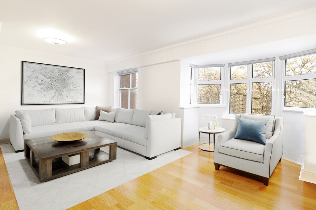 Property photo 2 of 9 Reeception Room (1)