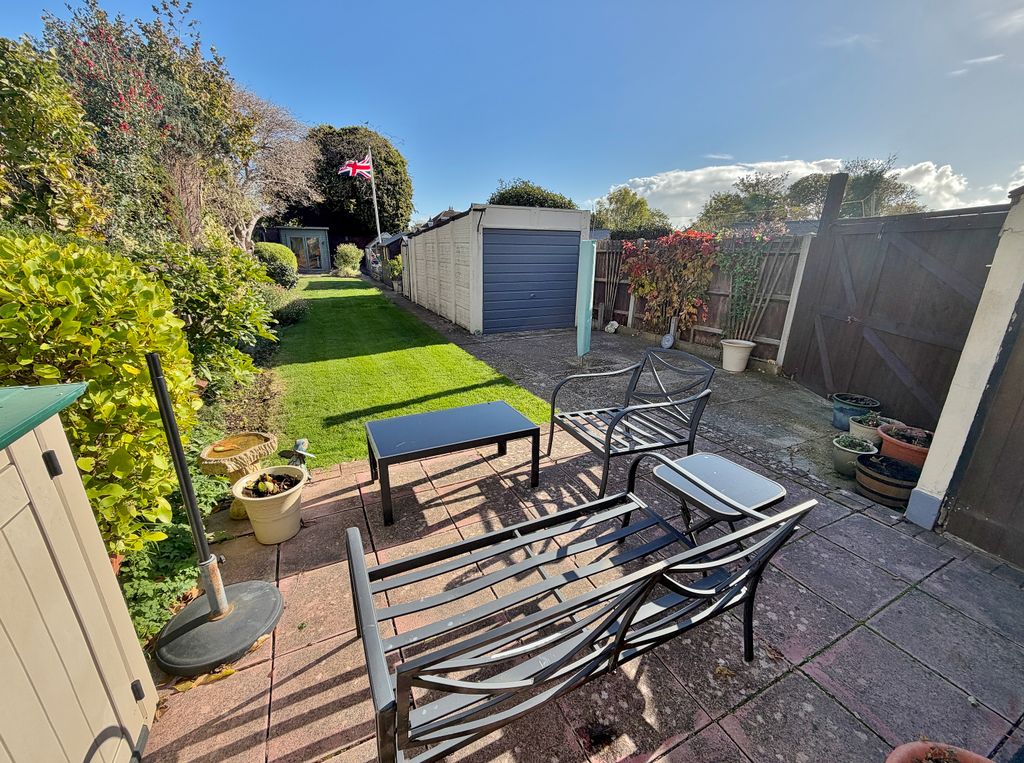 Property photo 2 of 24