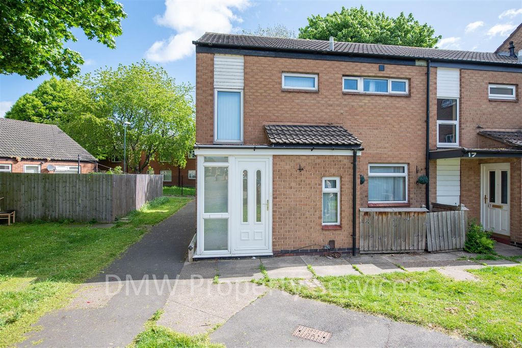 Property photo 1 of 9