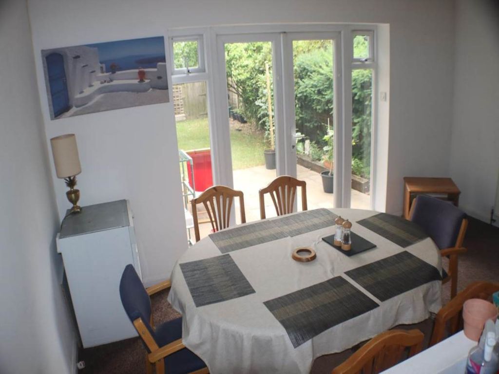 Property photo 3 of 4 1055192c-F406-4220-B07B-05A32cc8c80A