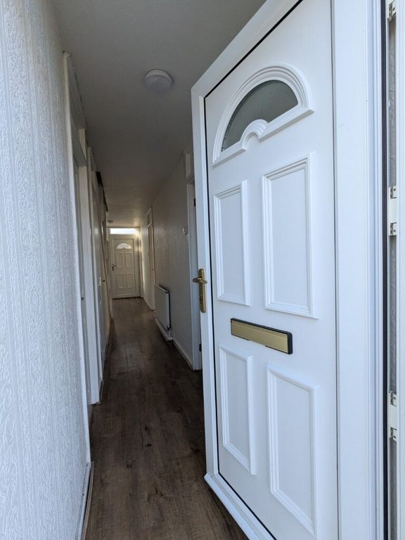 Property photo 1 of 30