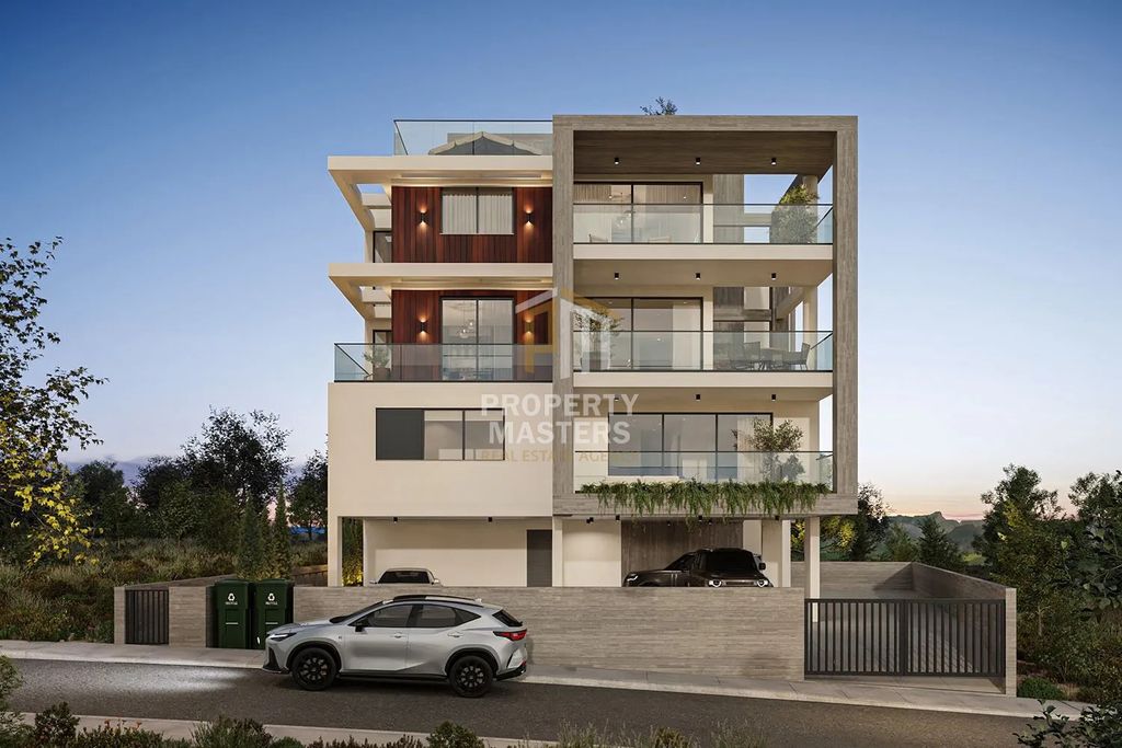 Property photo 2 of 13