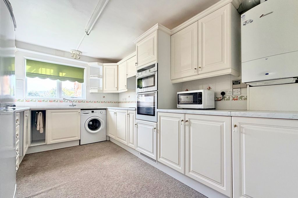 Additional image 7 of 2 bed flat for saleOrchardside, Sidford Road, Sidmouth EX10