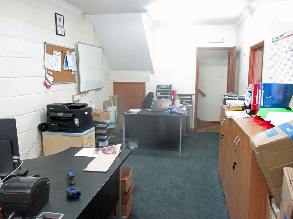 Property photo 2 of 2 4 Riverside, Uckfield