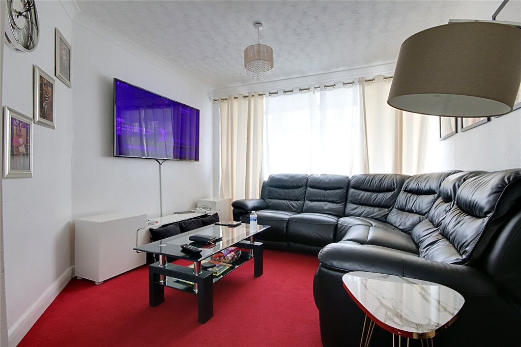 Property photo 2 of 15 Picture No. 08