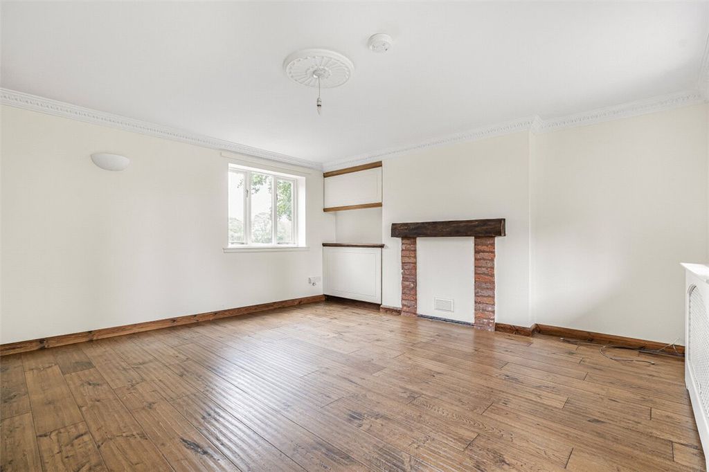 Property photo 2 of 28 Picture No. 02