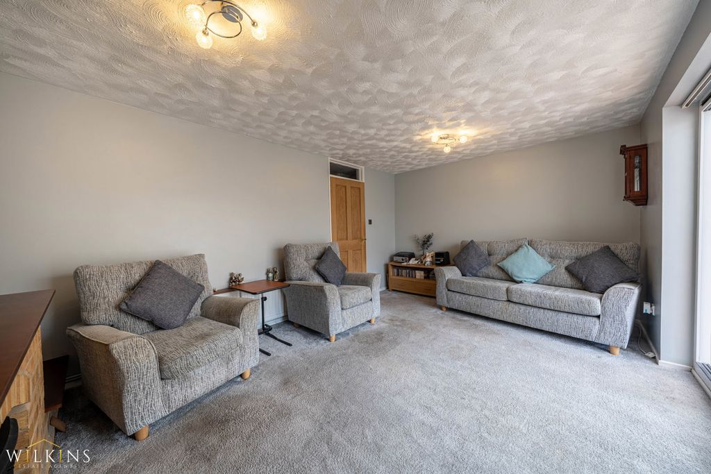 Property photo 3 of 21 Photograph