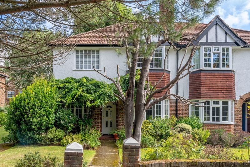 Property photo 1 of 16 Photo 3