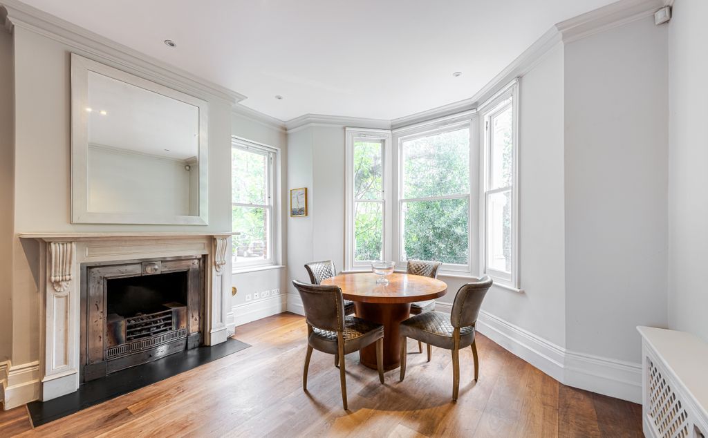 Property photo 2 of 22