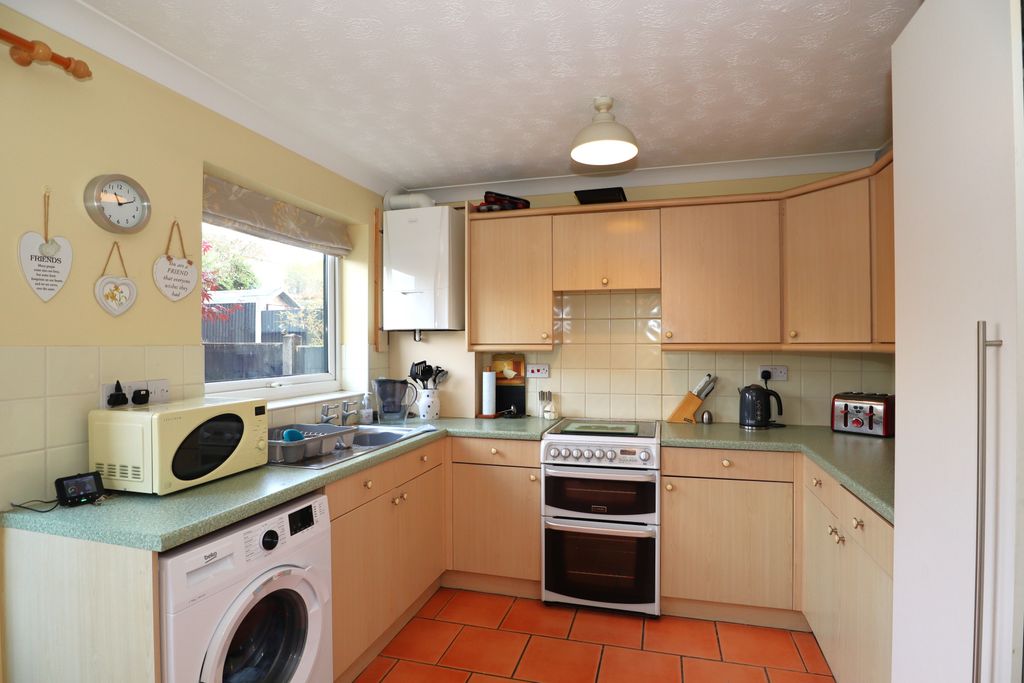 Property photo 3 of 12