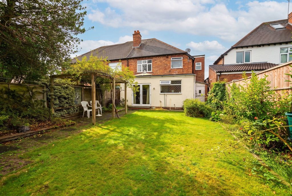 Property photo 2 of 19