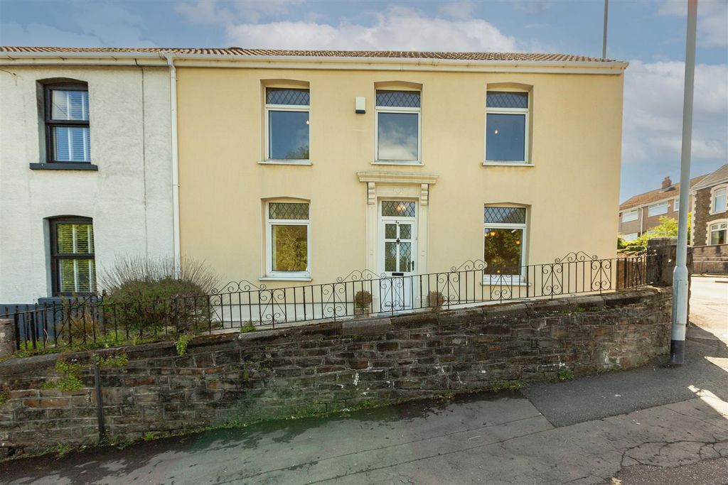 Property photo 1 of 28 Cz0A9425.Jpg