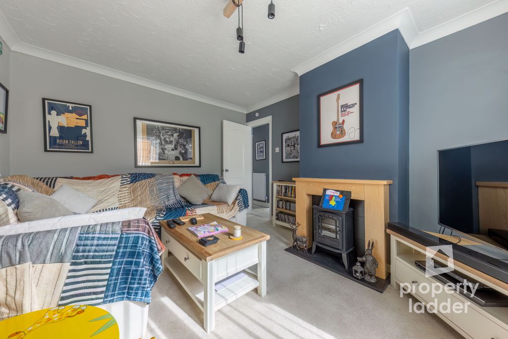 Property photo 3 of 11 Pl-7