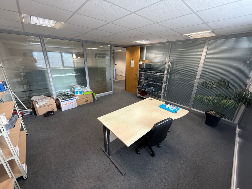 Property photo 3 of 9 Photo 3