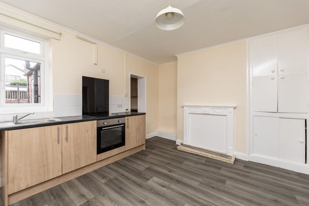 Property photo 3 of 14 5C5A7461.Jpg