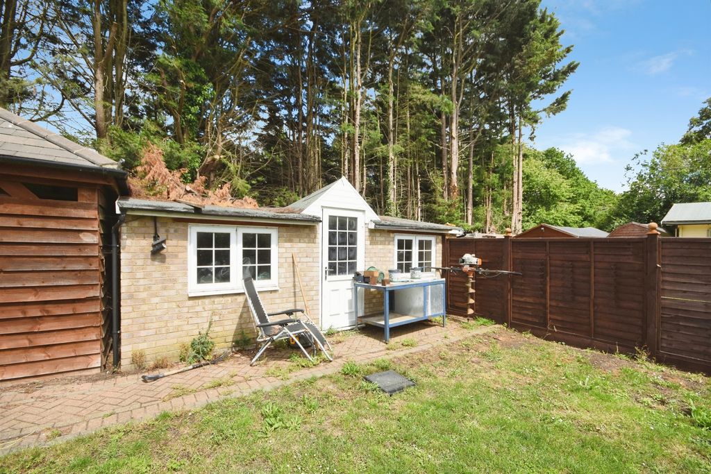 Property photo 3 of 24