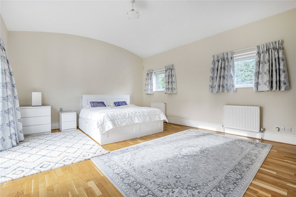 Property photo 3 of 17 Picture No. 21