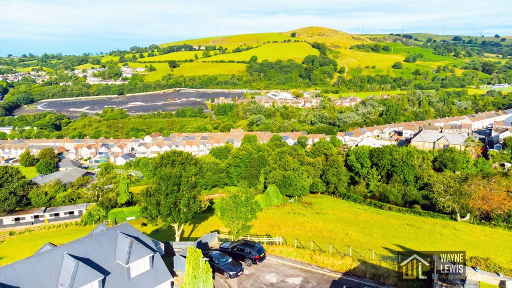 Additional image 56 of 4 bed detached house for saleFfordd Las, Abertridwr, Caerphilly CF83