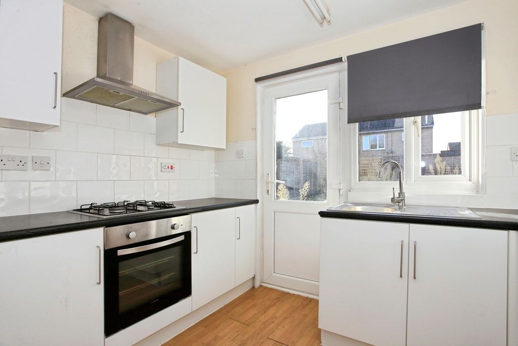 Property photo 3 of 17 Pbox-Img.Jpg