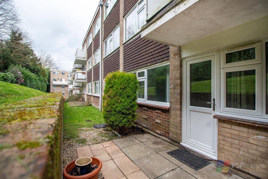 Property photo 1 of 10