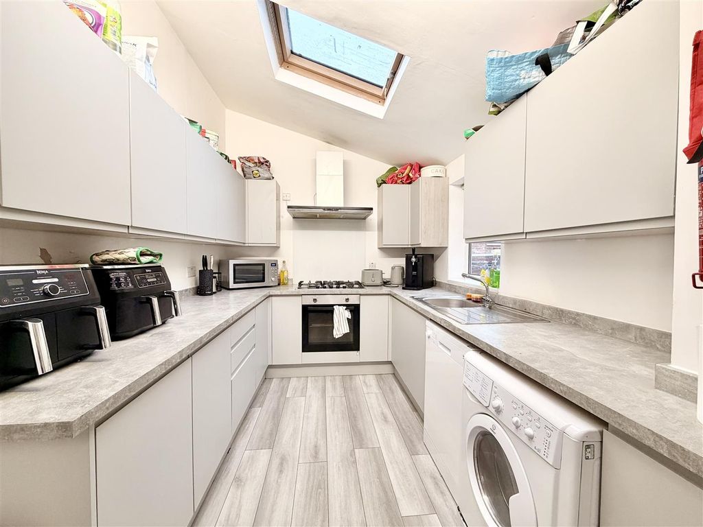 Property photo 1 of 14 Image00015.Jpeg