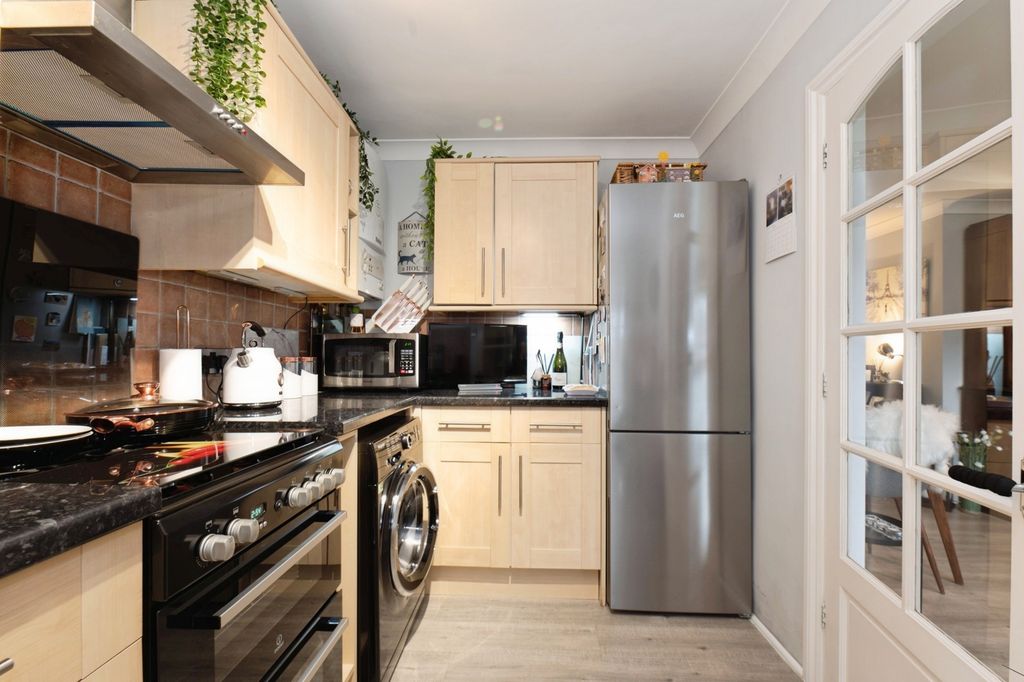 Property photo 2 of 14 Pbox-Img.Jpg