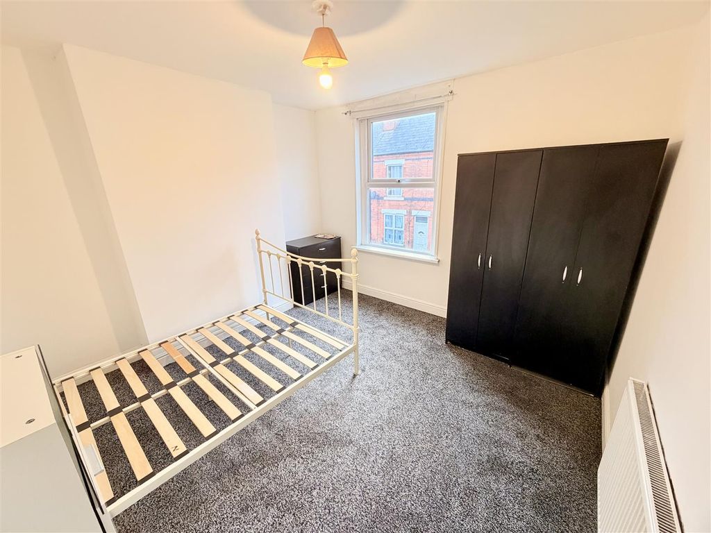 Property photo 1 of 8 Tempimagehsrtho.Jpg