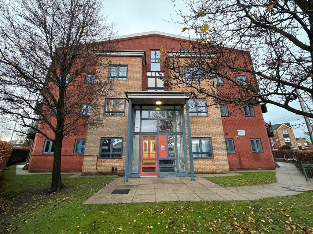 Property photo 1 of 25