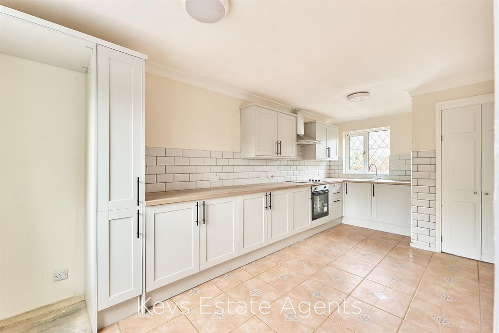 Property photo 3 of 16 Open Plan Kitchen & Dining Space