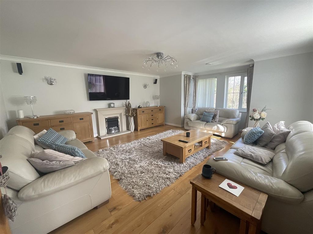 Property photo 2 of 38 1.Jpg