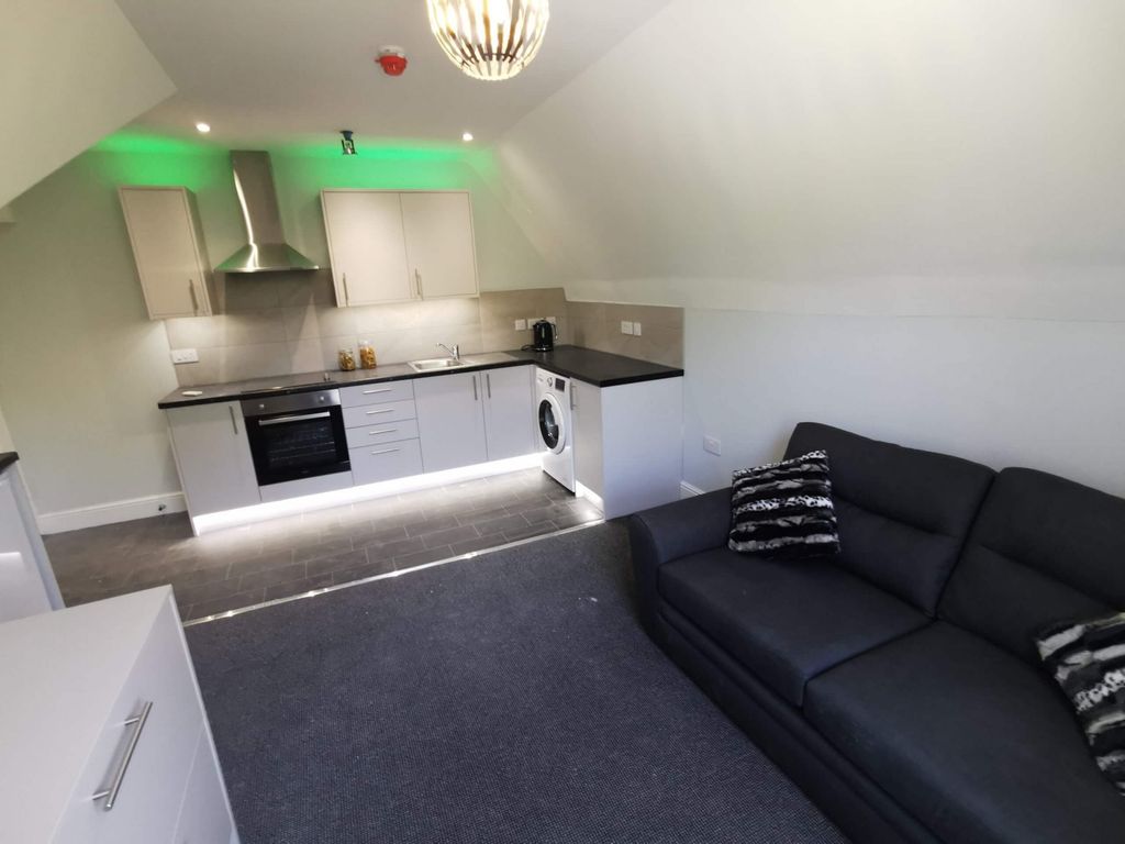 Property photo 2 of 8 Property Photo