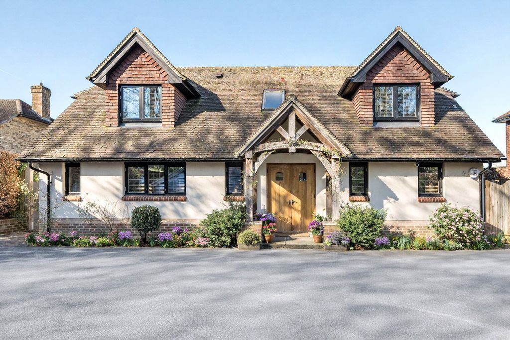 Property photo 1 of 22 Front