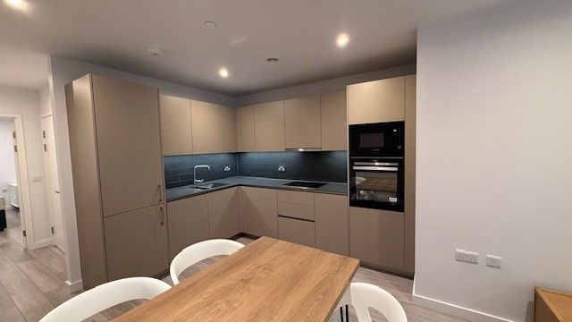 Property photo 2 of 22