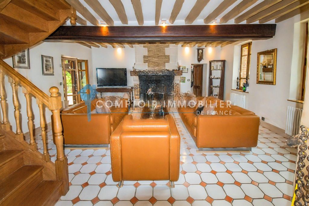 Property photo 2 of 18