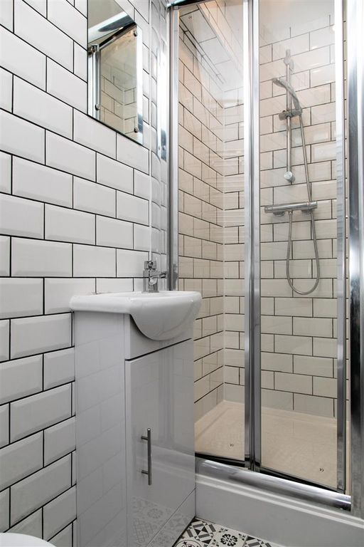 Property photo 3 of 7 46 Dean St Lr-27.Jpg
