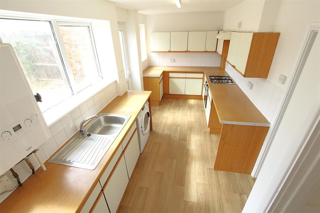 Property photo 3 of 8 Img_3009.Jpg