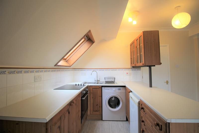 Property photo 3 of 6 Kitchen (1)