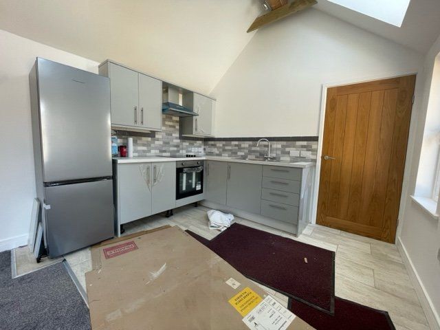 Property photo 2 of 7 Gallery